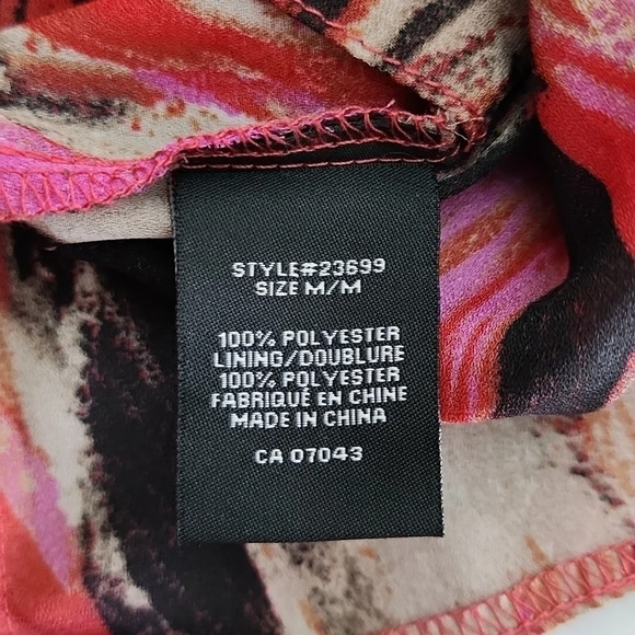 ⭐️3/ $30⭐️ Brody Myles Multi Pink Black 3/4 Length Sleeves V Neck Top Size M - Picture 8 of 13